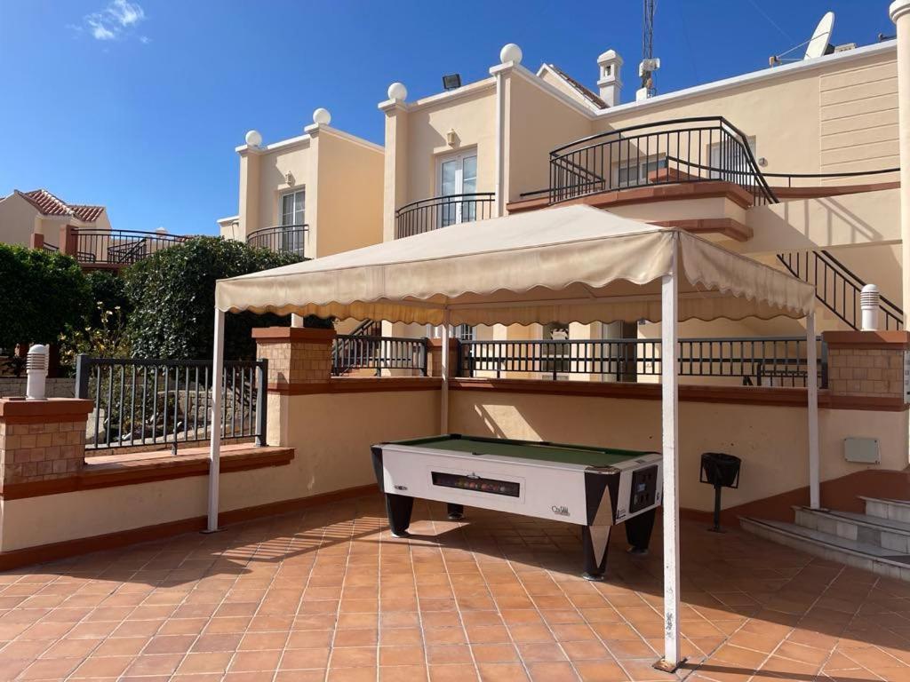 Sarah'S Apartment - Playa Fanabe Costa Adeje  Exterior photo